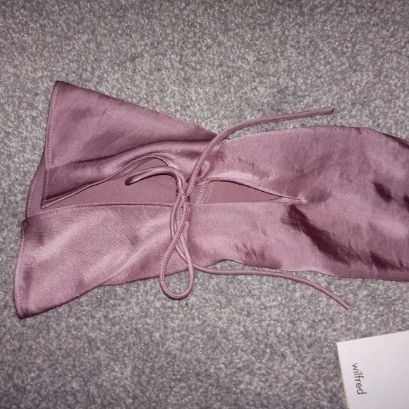 Spartina Satin BlouseSatin V-neck ruffle blouse - Picture 10 of 10